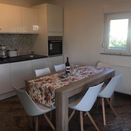 Апартаменты Apartman Anita Konjevrate Экстерьер фото